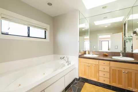 Bath - 6175 Highway 1, Bodega Bay, CA 94923 photo 1 of 4