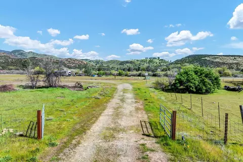 15362 Bonita Vista St, Middletown, CA 95461