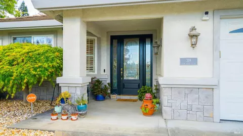 318 Glen Eagle Ct, Vacaville, CA 95688 photo 4
