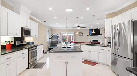 318 Glen Eagle Ct, Vacaville, CA 95688 photo 8