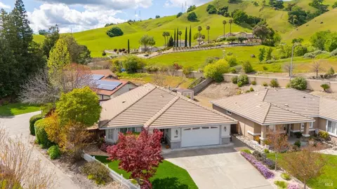 318 Glen Eagle Ct, Vacaville, CA 95688 photo 32