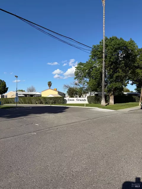 80 Del Luz Dr, Vacaville, CA 95687