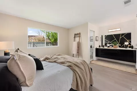 8401 Lakewood Ave, Cotati, CA 94931 photo 15