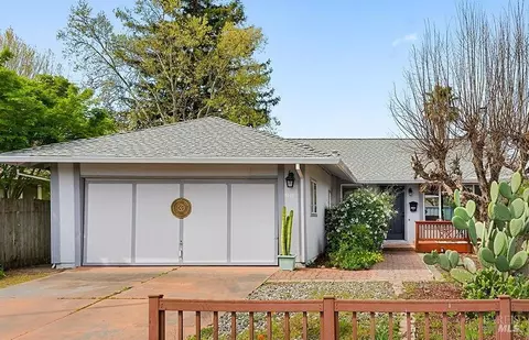 8401 Lakewood Ave, Cotati, CA 94931 photo 4