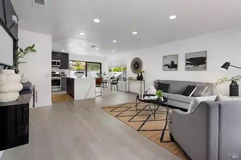 8401 Lakewood Ave, Cotati, CA 94931 photo 9