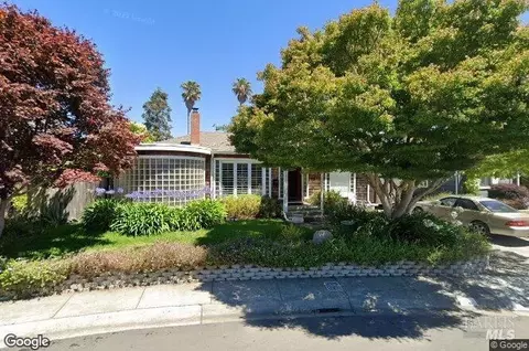 4 Liberty St, Larkspur, CA 94939