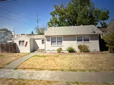 101 Wilson St, Petaluma, CA 94952