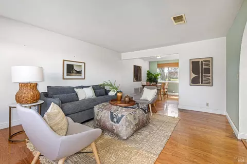 7903 Heather Ln, Vacaville, CA 95688 photo 10
