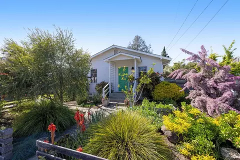 512 Mountain View Ave, Petaluma, CA 94952