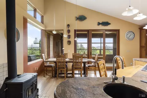 Dining - 685 Jonive Rd, Sebastopol, CA 95472 photo 1 of 3