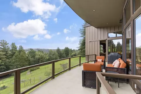 Exterior - 685 Jonive Rd, Sebastopol, CA 95472 photo 7 of 15