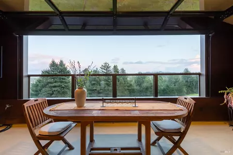 Dining - 685 Jonive Rd, Sebastopol, CA 95472 photo 2 of 3