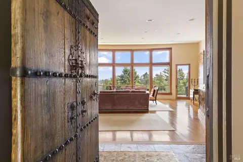 Entry Way - 685 Jonive Rd, Sebastopol, CA 95472 photo 2 of 6