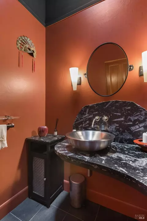 Bath - 685 Jonive Rd, Sebastopol, CA 95472 photo 1 of 7