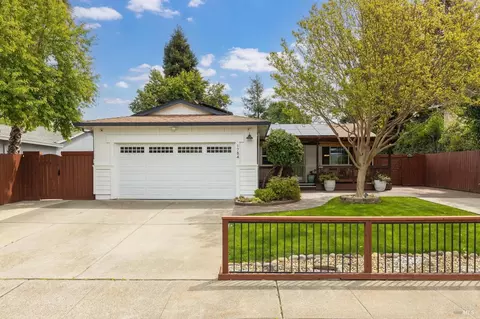 1784 Southwood Dr, Vacaville, CA 95687