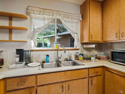 Kitchen - 4950 Bartlett Springs Rd, Nice, CA 95464 photo 4 of 6