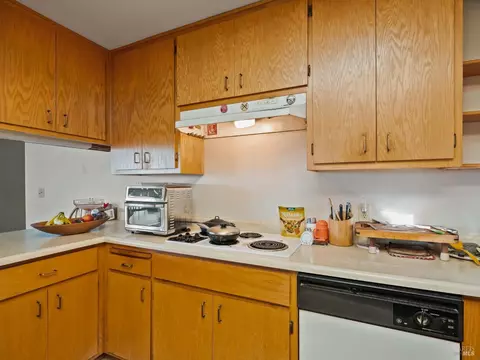 Kitchen - 4950 Bartlett Springs Rd, Nice, CA 95464 photo 2 of 6