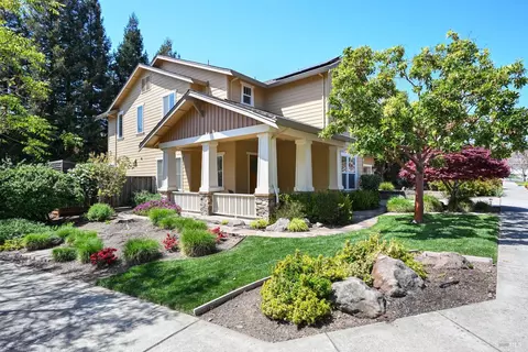 5071 Eliggi Ct, Santa Rosa, CA 95405