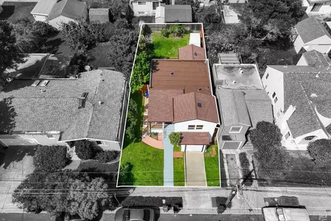 View/Area - 715 40th St, Richmond, CA 94805 photo 3 of 8