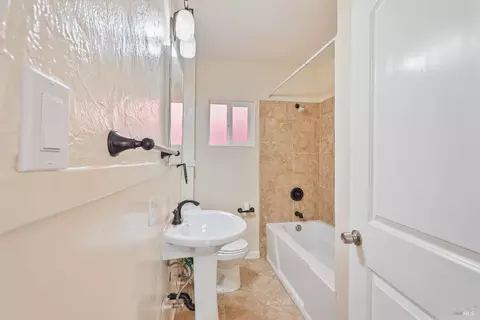 Other - 715 40th St, Richmond, CA 94805 photo 4 of 8
