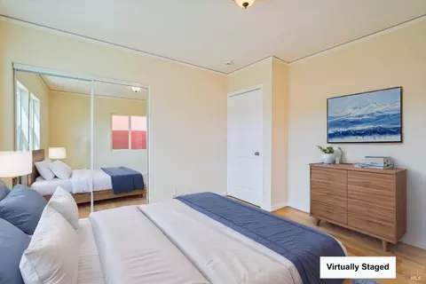 Bedroom - 715 40th St, Richmond, CA 94805 photo 16 of 18