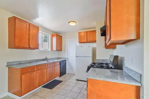 Kitchen - 715 40th St, Richmond, CA 94805 photo 1 of 3