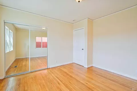 Bedroom - 715 40th St, Richmond, CA 94805 photo 15 of 18