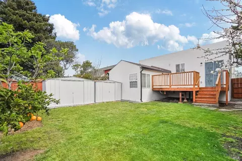 Exterior - 715 40th St, Richmond, CA 94805 photo 14 of 16