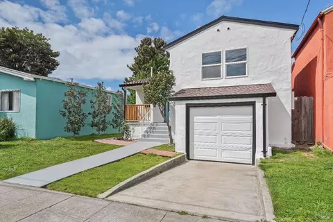 Exterior - 715 40th St, Richmond, CA 94805 photo 2 of 16