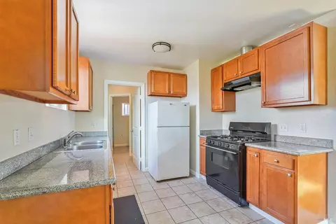 Kitchen - 715 40th St, Richmond, CA 94805 photo 3 of 3