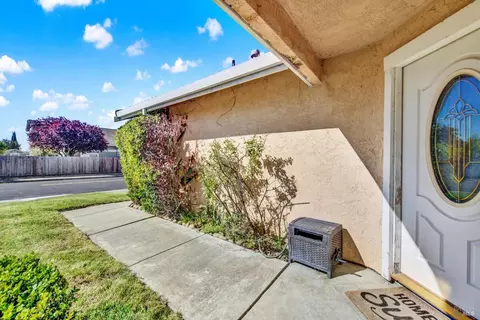 2956 Gammon Ct, Fairfield, CA 94533 photo 12
