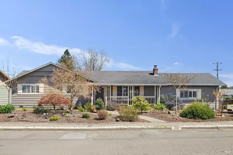 1122 Cornell Dr, Santa Rosa, CA 95405