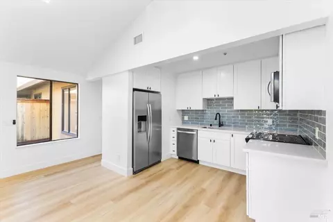 Kitchen - 850 E Cotati Ave #13, Cotati, CA 94931 photo 1 of 3