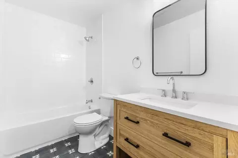 Bath - 850 E Cotati Ave #13, Cotati, CA 94931 photo 1 of 1