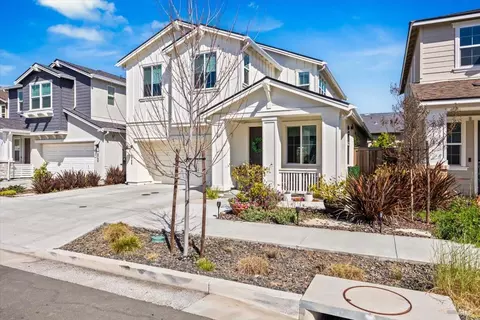 2755 Bella Cir, Santa Rosa, CA 95407