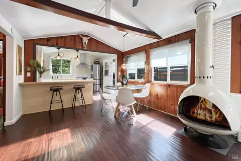 14595 Cherry St, Guerneville, CA 95446