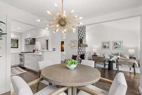 1 Escalle Ln, Larkspur, CA 94939