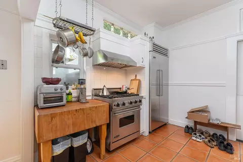 Kitchen - 55 Sunshine Ave, Sausalito, CA 94965 photo 4 of 5
