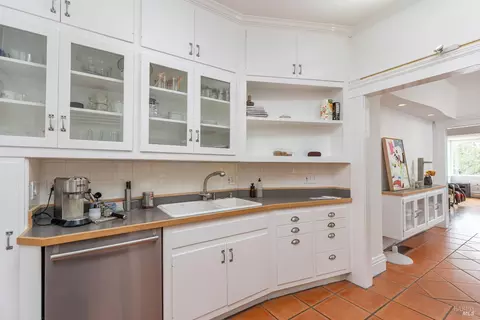 Kitchen - 55 Sunshine Ave, Sausalito, CA 94965 photo 5 of 5
