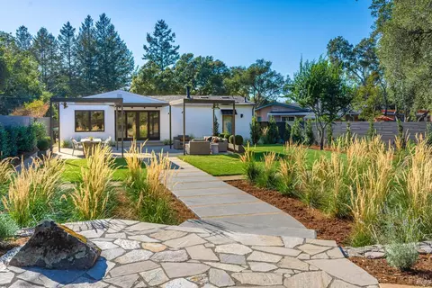 282 Richards Blvd, Sonoma, CA 95476