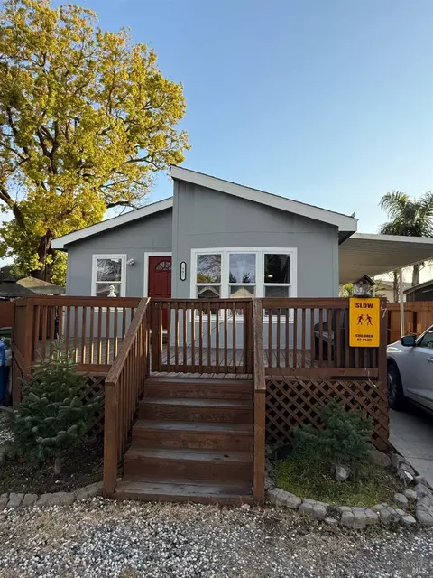 77 Soria Ct, Rohnert Park, CA 94928