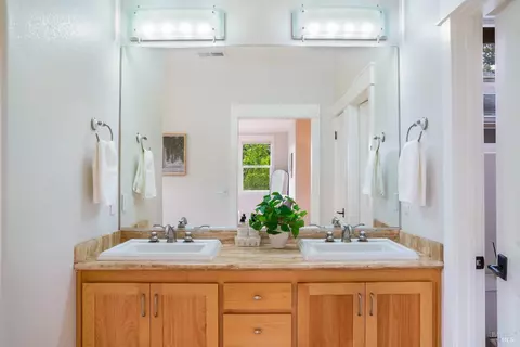 206 March Ave, Healdsburg, CA 95448 photo 16
