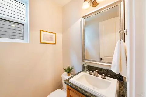 206 March Ave, Healdsburg, CA 95448 photo 12