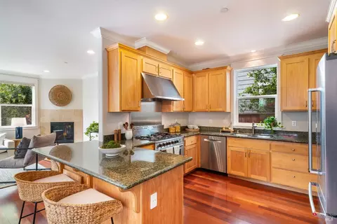 206 March Ave, Healdsburg, CA 95448 photo 8