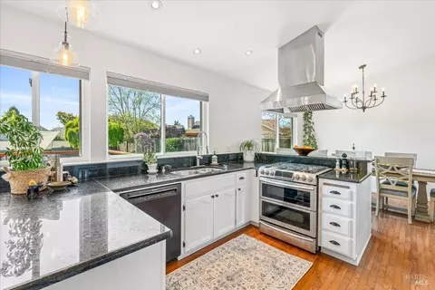 11 Persimmon Ct, Petaluma, CA 94954 photo 15
