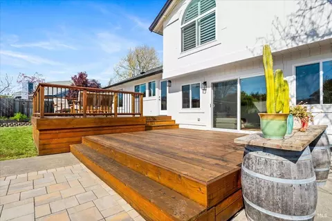 11 Persimmon Ct, Petaluma, CA 94954 photo 47