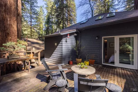 97 Railroad Ave, Camp Meeker, CA 95419