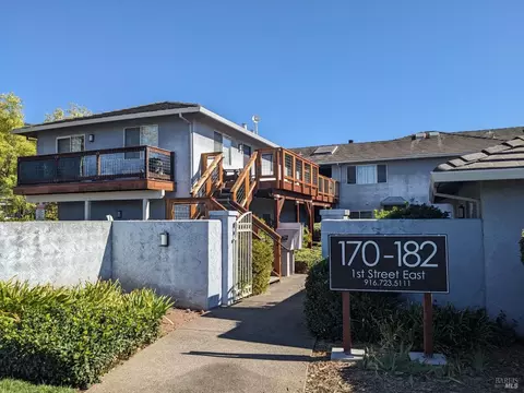 170 1st St E, Sonoma, CA 95476