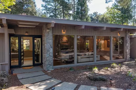 188 Knoll Pl, Saint Helena, CA 94574