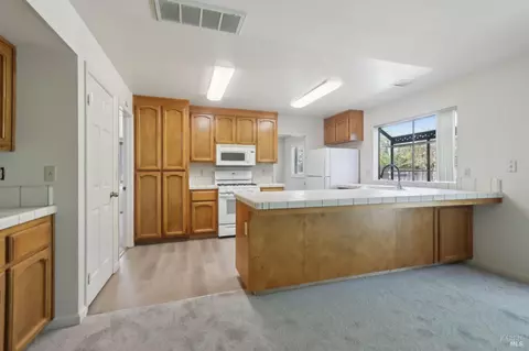220 Sandy Neck Way, Vallejo, CA 94591 photo 12